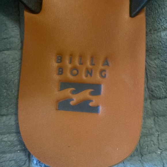 Billabong Women’s Sandals - Picture 3 of 4